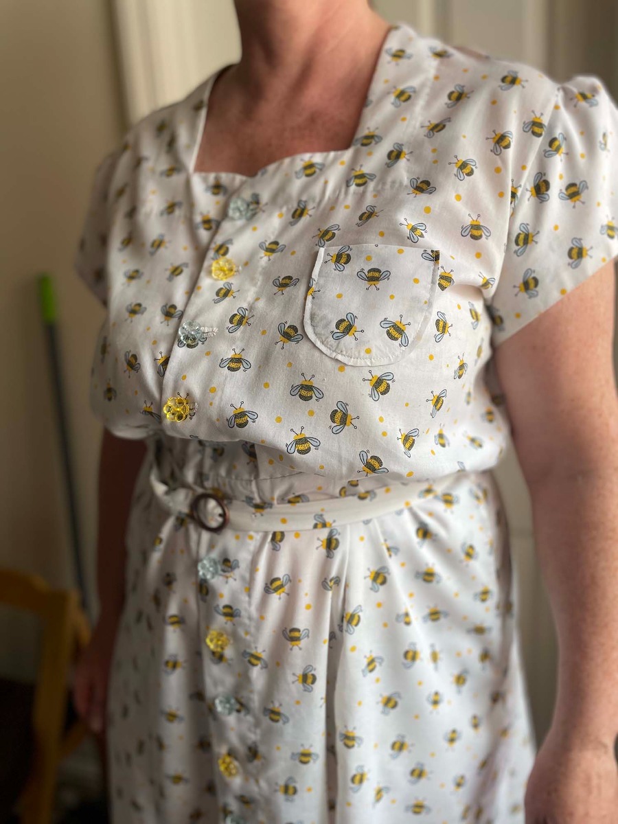 bee print dress