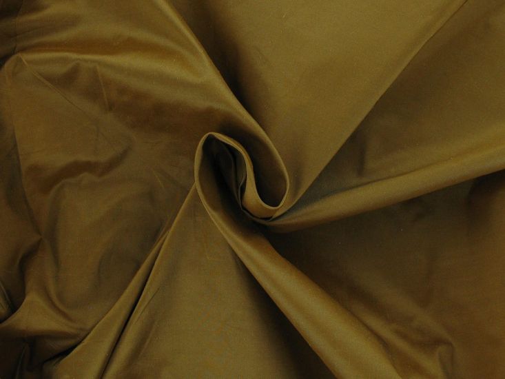 Silk Taffeta, Chikku