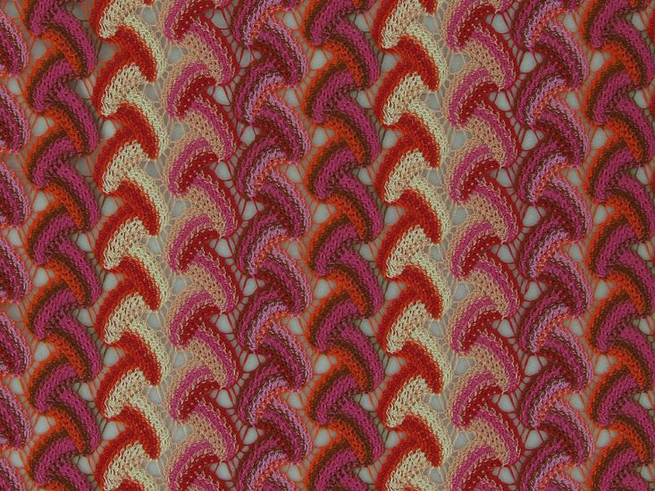 Tulum Wave Crochet Lace, Pink